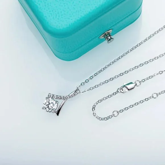 Certified 1ct. t.w. Moissanite Diamond Water Drop Pendant Necklace NEW - Picture 3 of 11